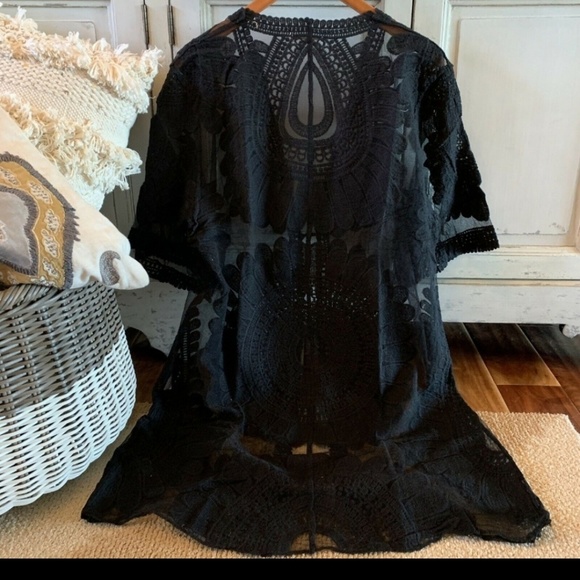 Eyelet Lace  Duster Jacket Black - Picture 4 of 5
